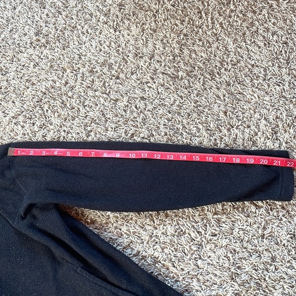 Women’s Patagonia Synchilla Black Zip Up Sweater Size M - Picture 8 of 8